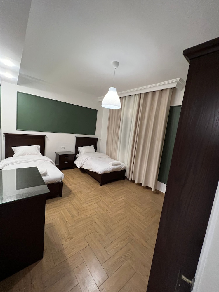 3 Bedroom Apartment Of 200 Square M With Terrace view 3