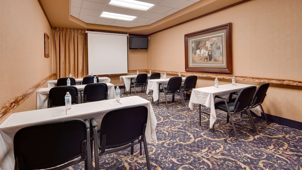 Cheyenne Vacations - SureStay Plus Hotel by Best Western Cheyenne - Property Image 5