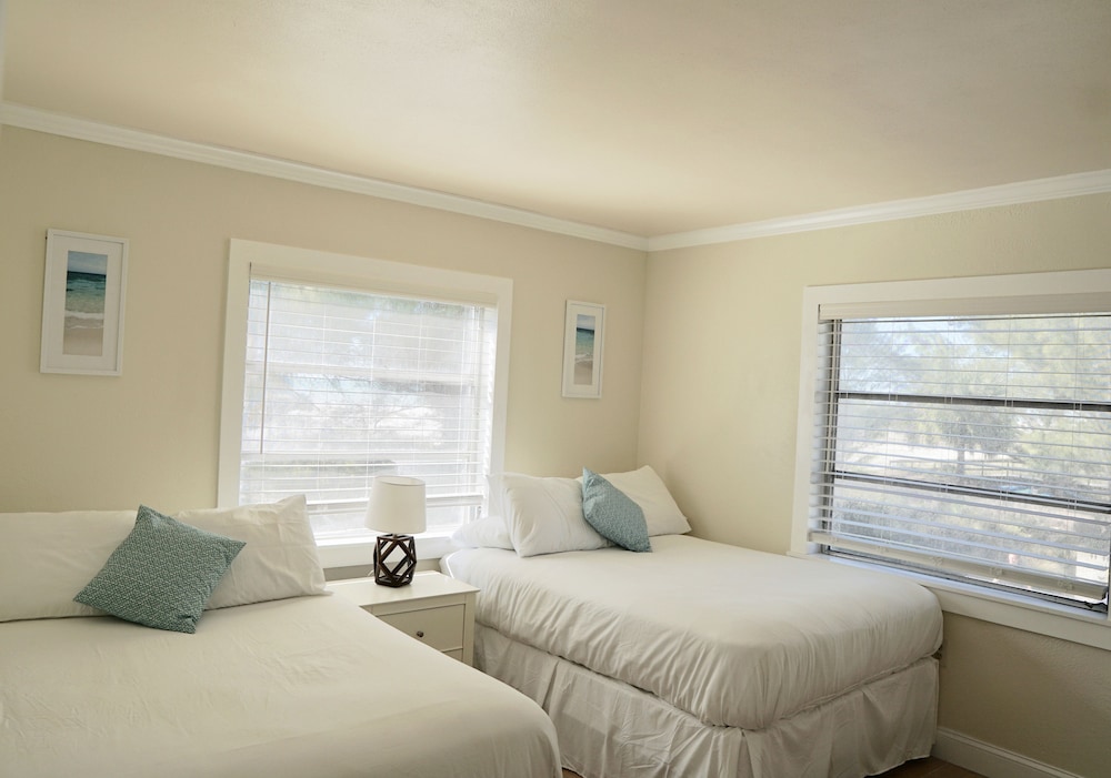 The Molloy - A Boutique Beach Resort
