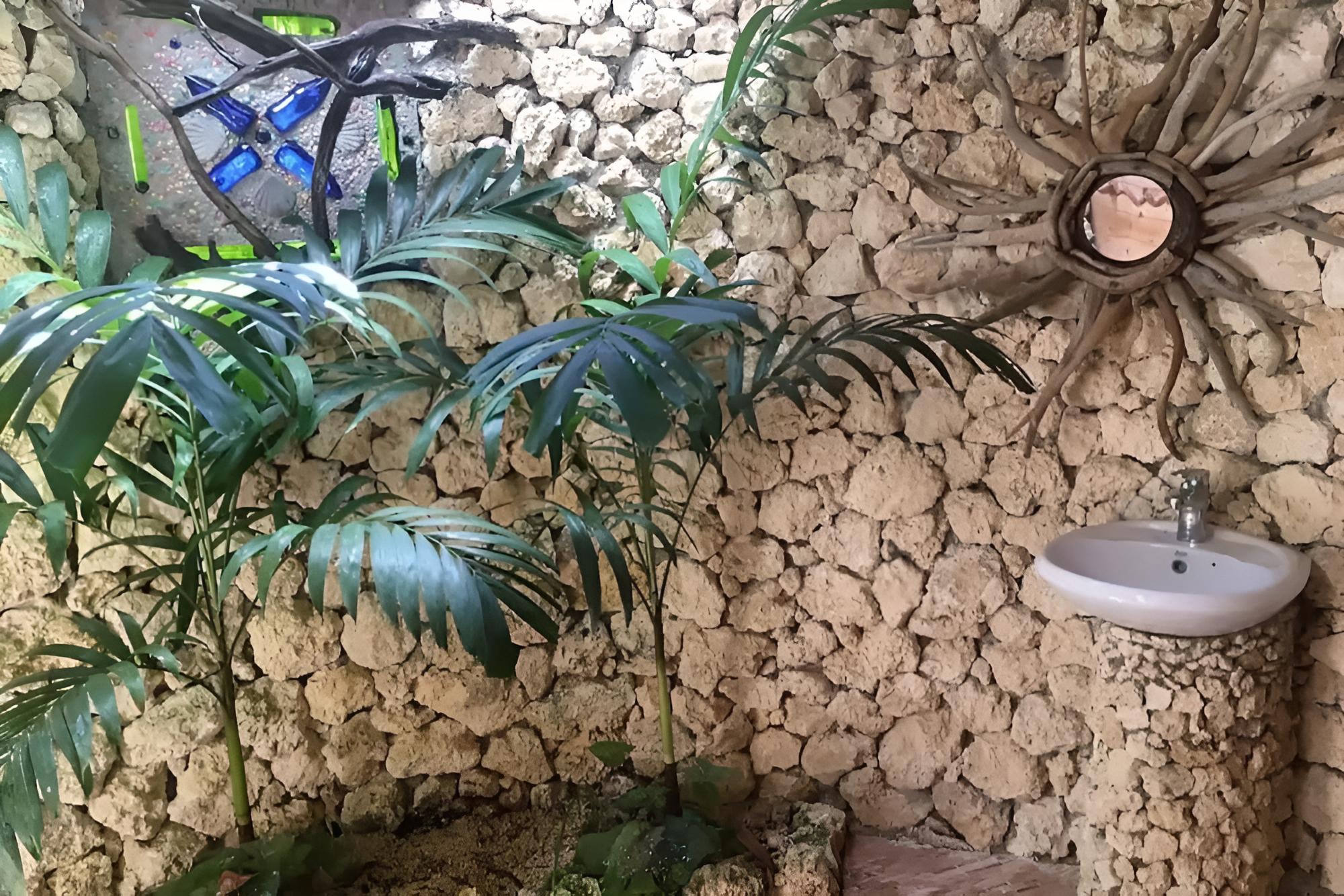 Vanuatu Secret Garden Resort