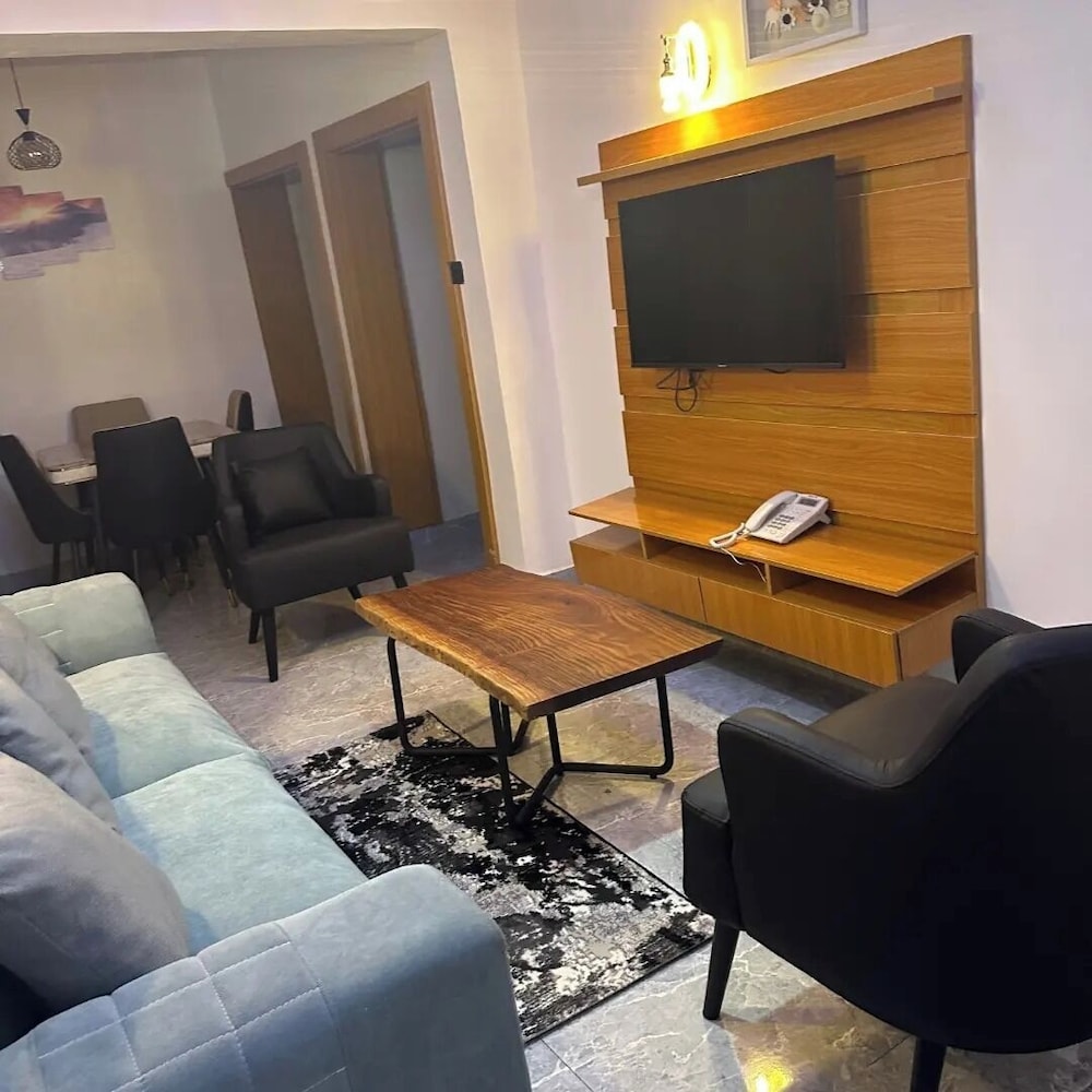 Rock Towers Apartment