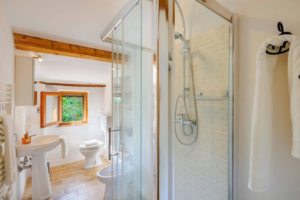 Casa Felicita 8 by Marche Holiday Villas