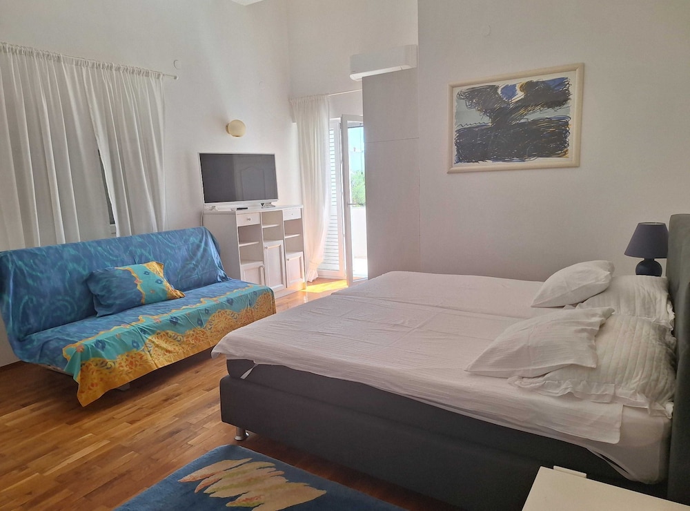 Sea View Apartment Povljana