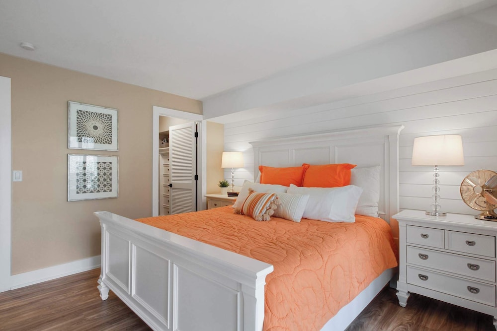 Abbey Springs - Private Community & Amenities!