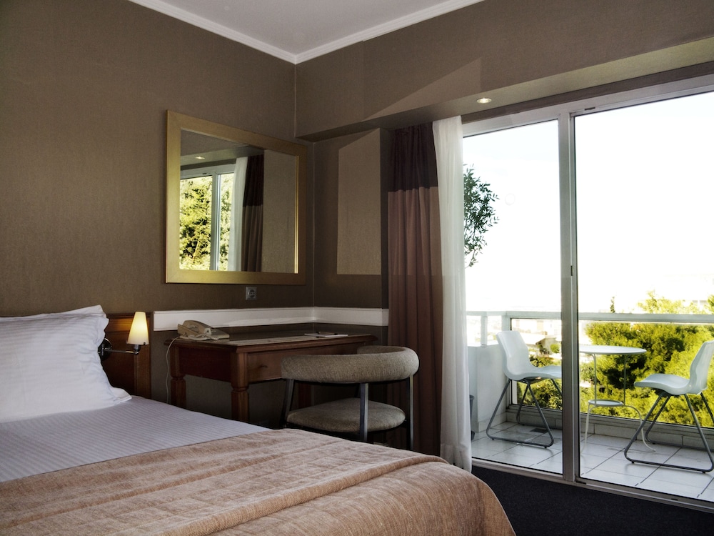 St. George Lycabettus Lifestyle Hotel 36