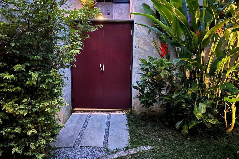 TANYA Baan Bon Doi