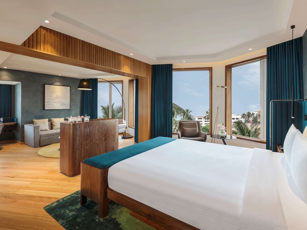 Mumbai Vacations - Novotel Mumbai Juhu Beach Hotel - Property Image 25