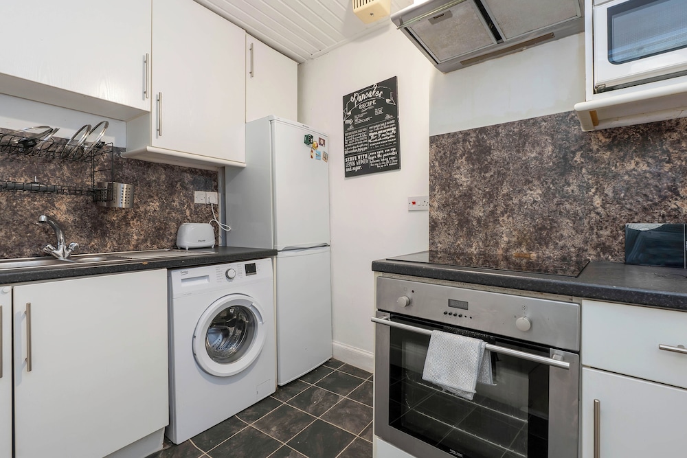 Charming Edinburgh Apartment