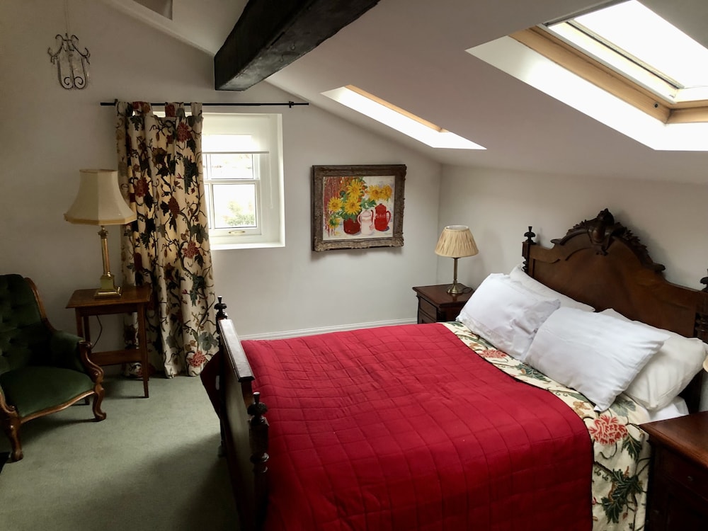 Charming 2-bed Apartment in Waterloo, Liverpool view 4