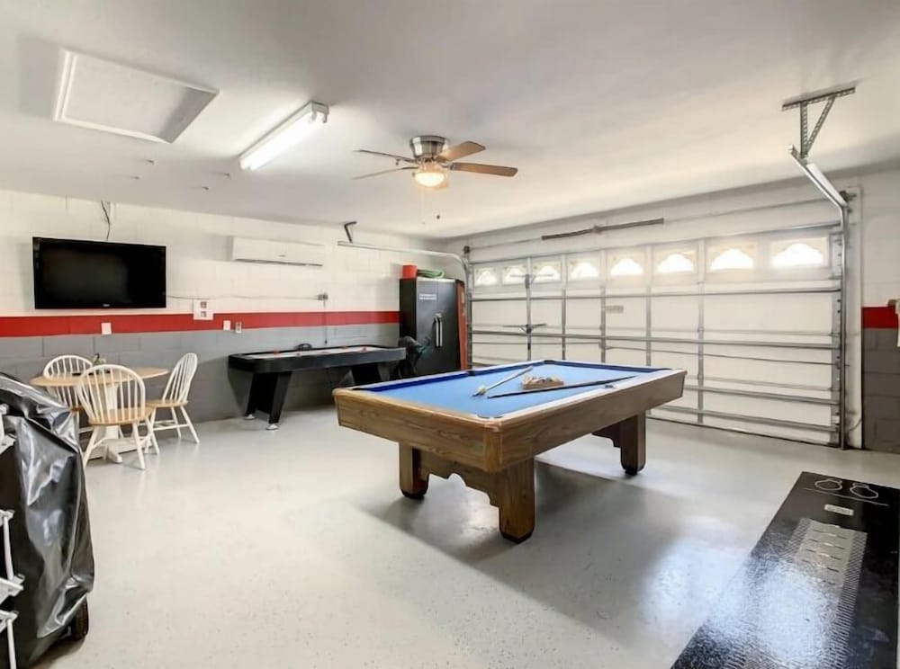 Resort-Style Villa | Pool, Spa & Game Room!