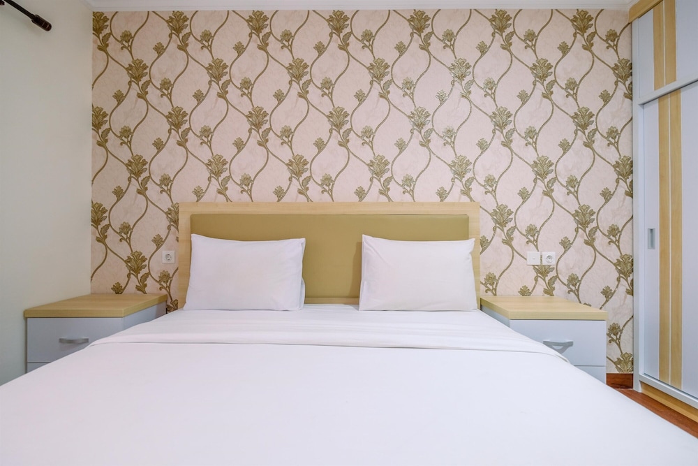 Comfortable and Modern 2BR Sentul Tower Apartment