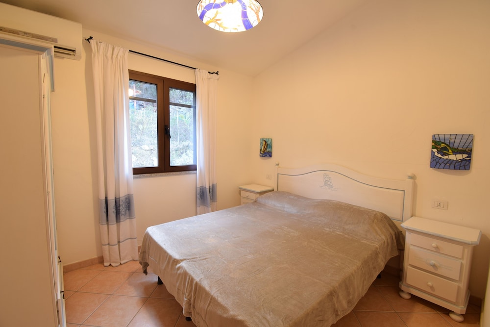 Casa Irene With Balcony In Budoni