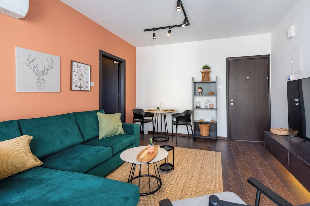 Harbor Apartments in Larnaca