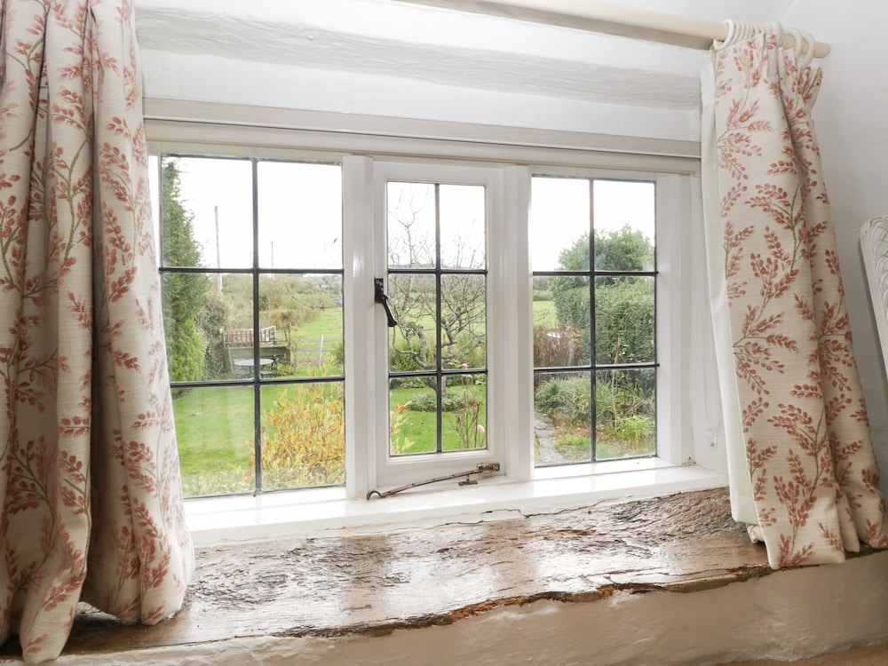 Snowdrop Cottage