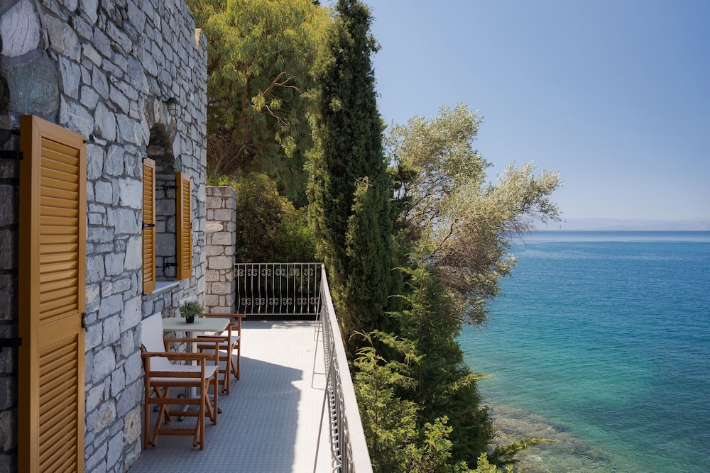 Porto Castello Villas