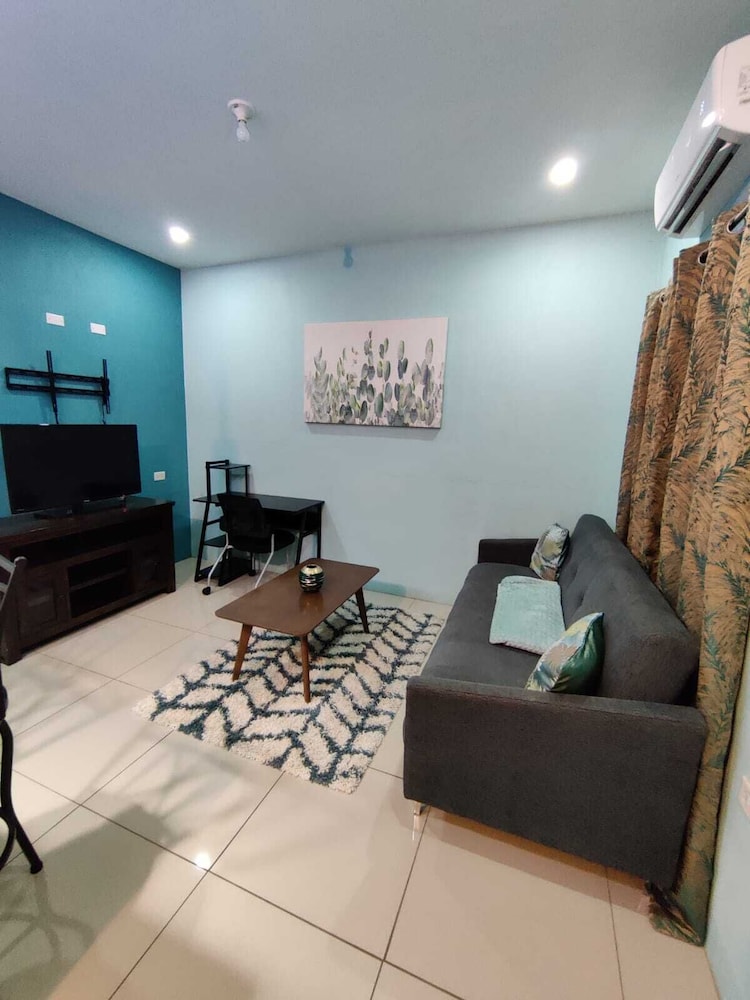 El Carmen Apartments