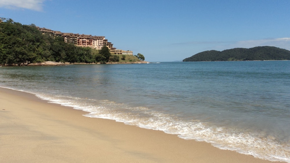 Hotel Canto Verde Aptos III - Image 1