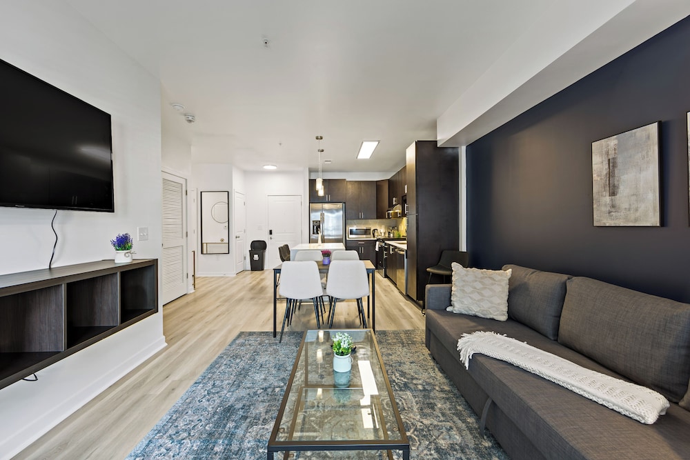 ROVE LIVING/KB - Midtown205