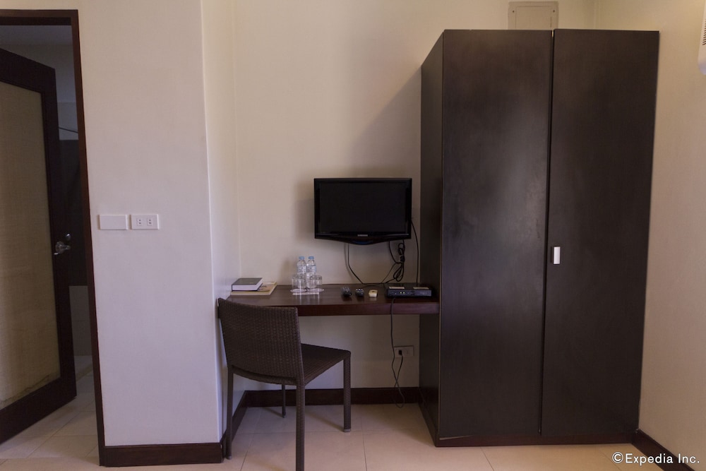 Cebu Vacations - Alba Uno Hotel - Property Image 11