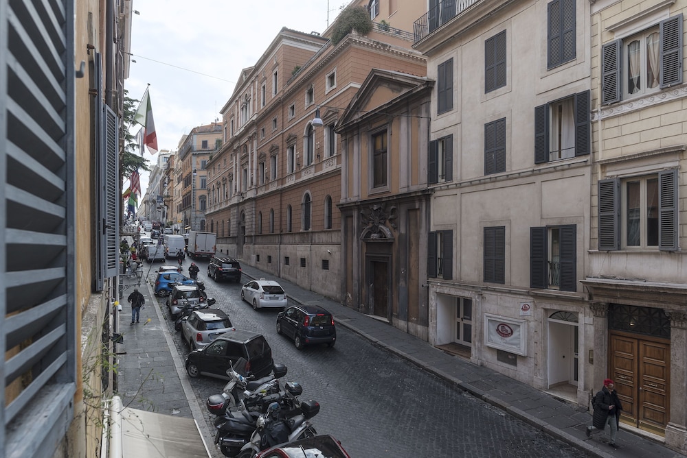 Quattro Fontane Sweet Suite