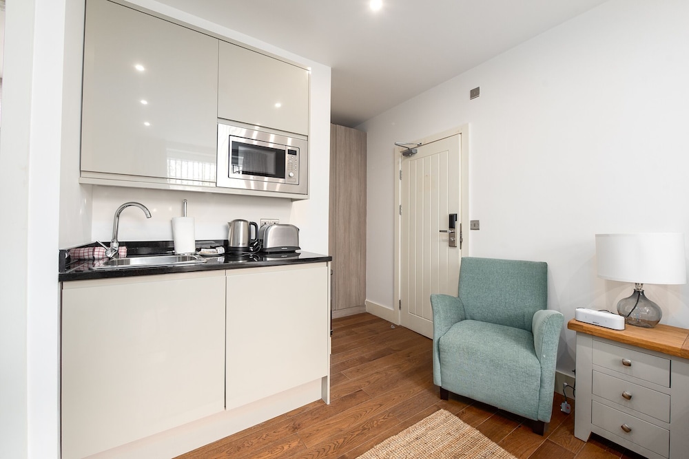 Bayswater by CAPITAL