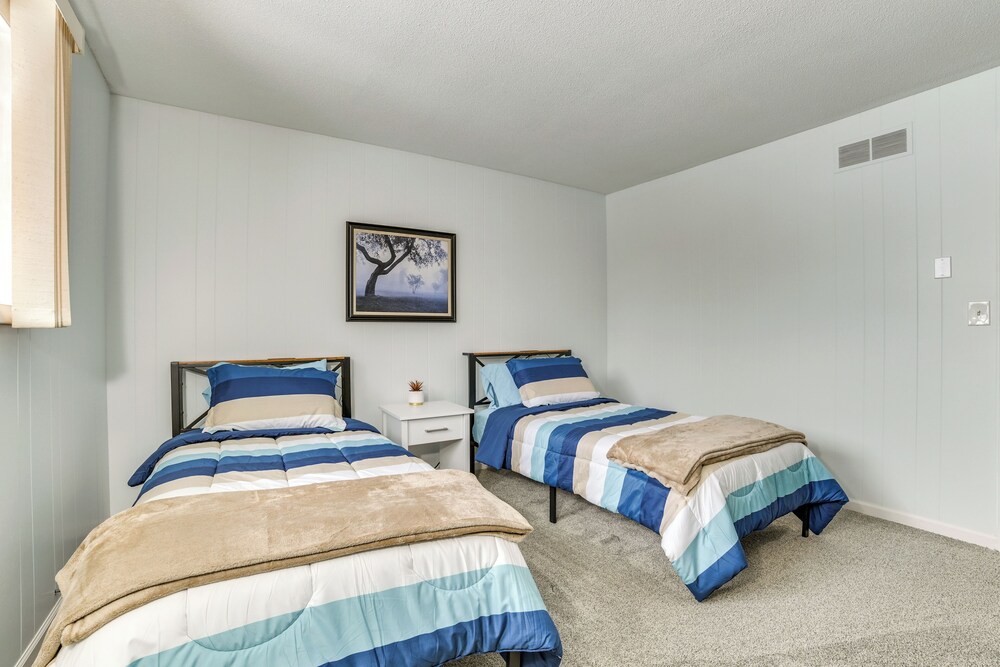 3 Mi to Dtwn Alpena: Family Home w/ Yard!