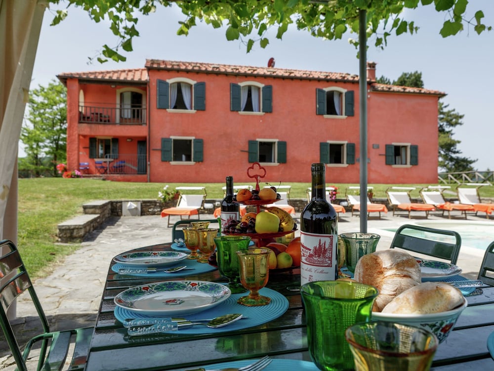 Villa With Private Swimming Pool photo 5