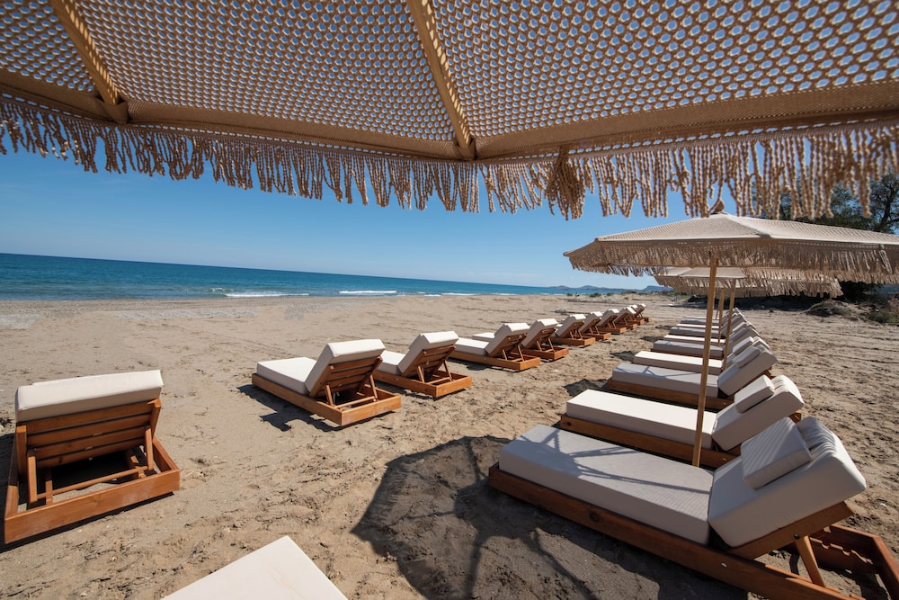 Nalu Resort & Spa