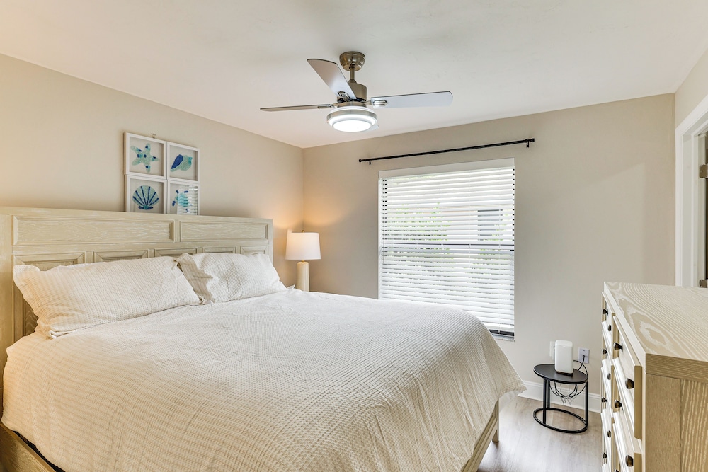 Sleek Family Home w/ Pool & Hot Tub in Fort Myers!