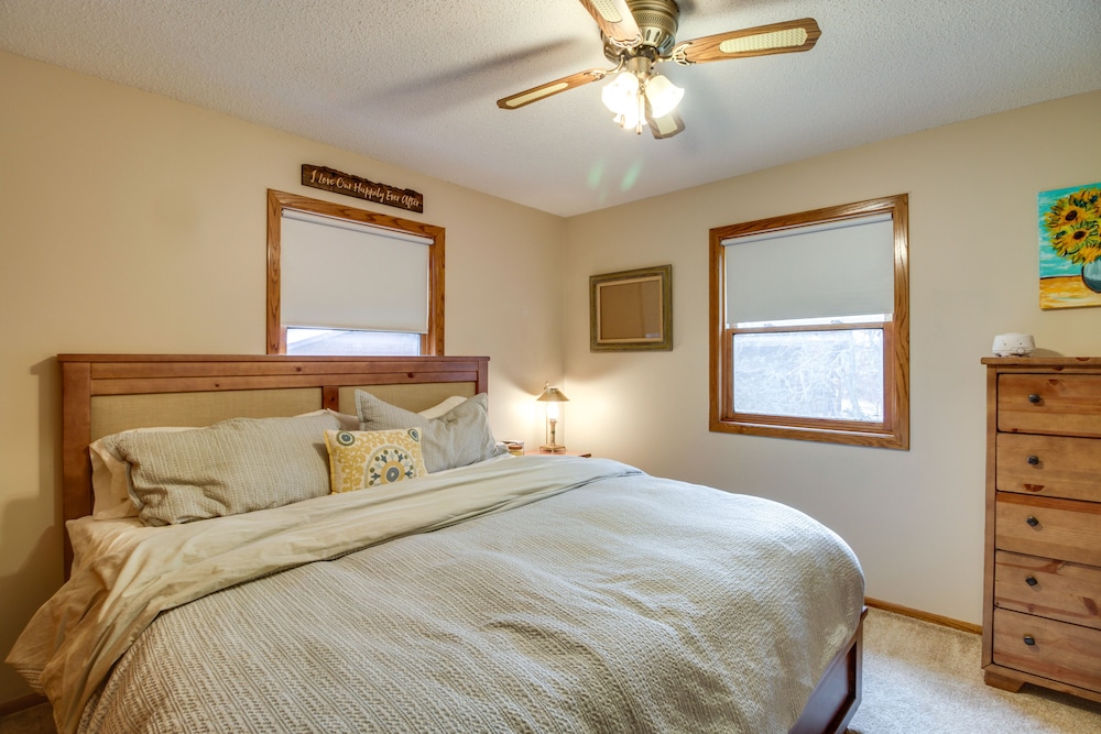 Cross Lake Retreat w/ Dock, Deck & Paddleboards! view 4