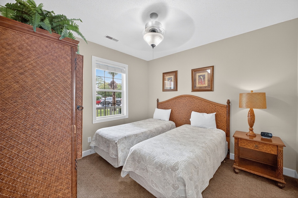 Magnolia Place 4701-104 2 Bedroom Condo