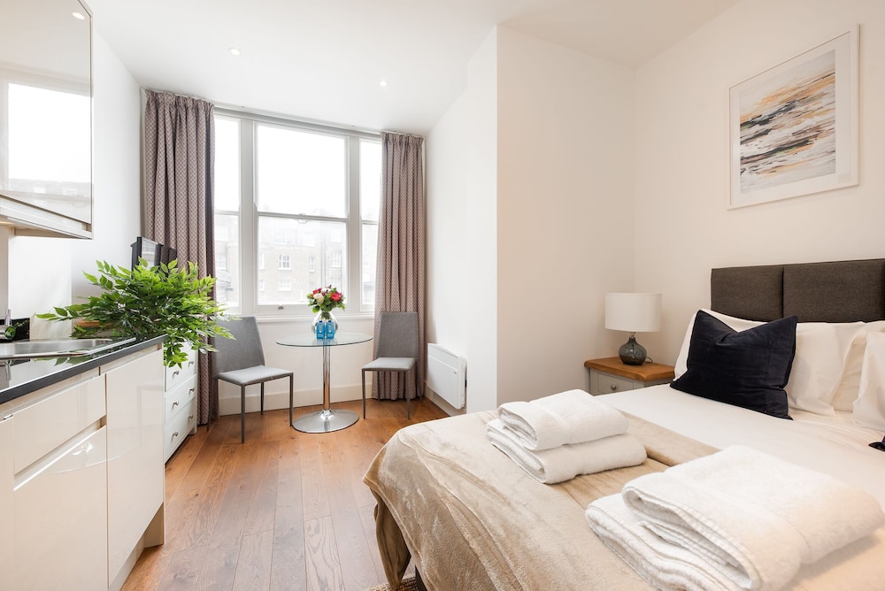 Bayswater by CAPITAL