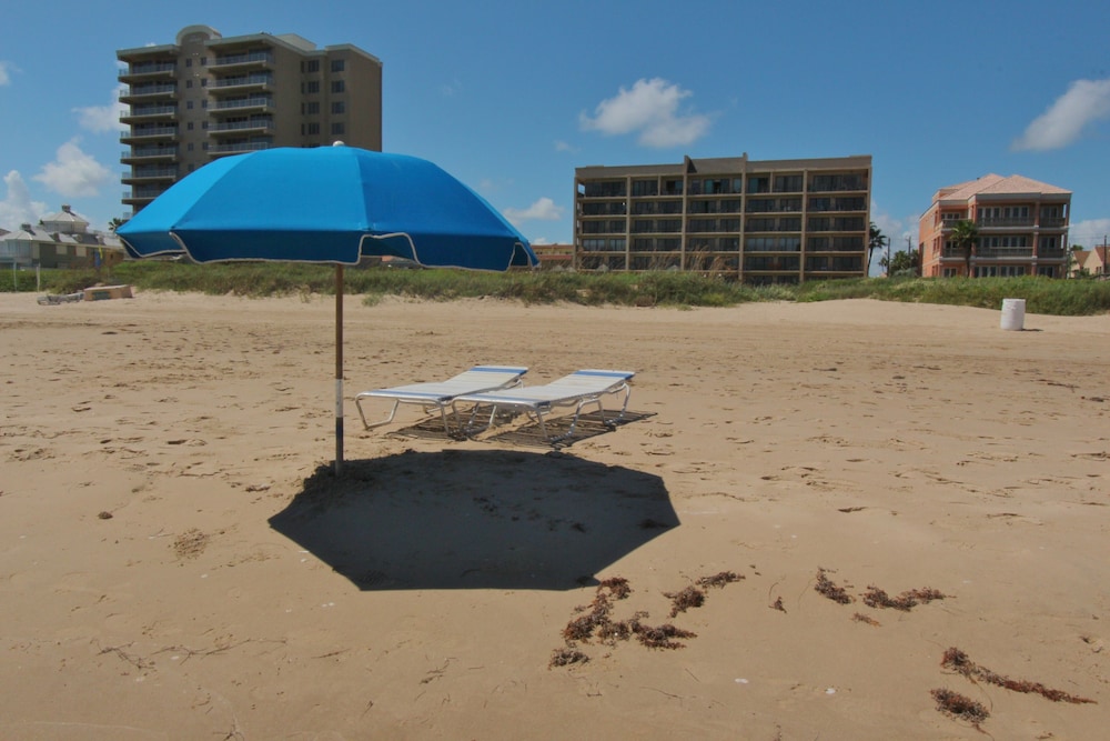 Seabreeze 1 Condominiums