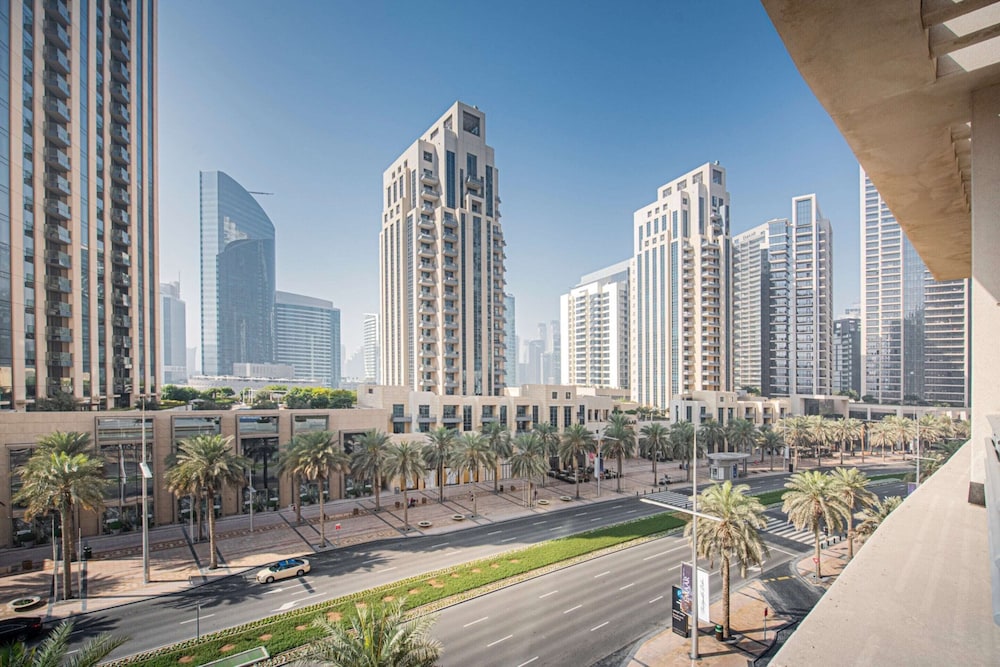 Nasma Luxury Stays- BLVD Central Podium