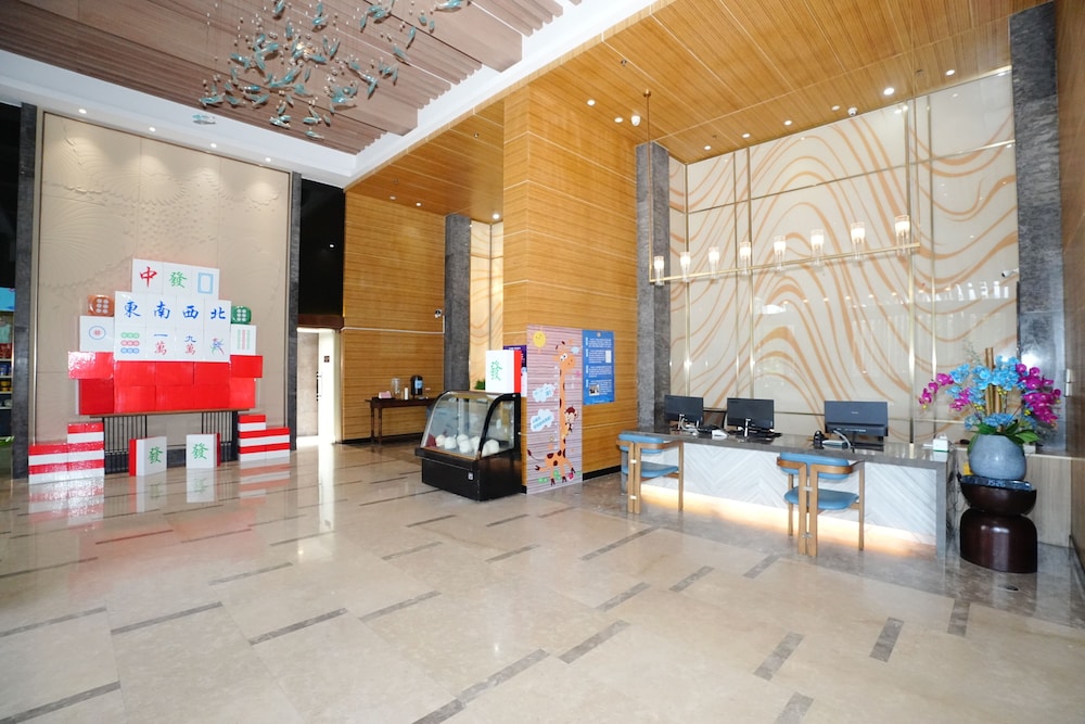 Huizhou Hazens East Resort
