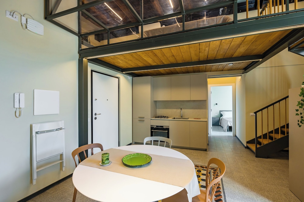 La Pinacoteca Aparthotel by NapoliApartments