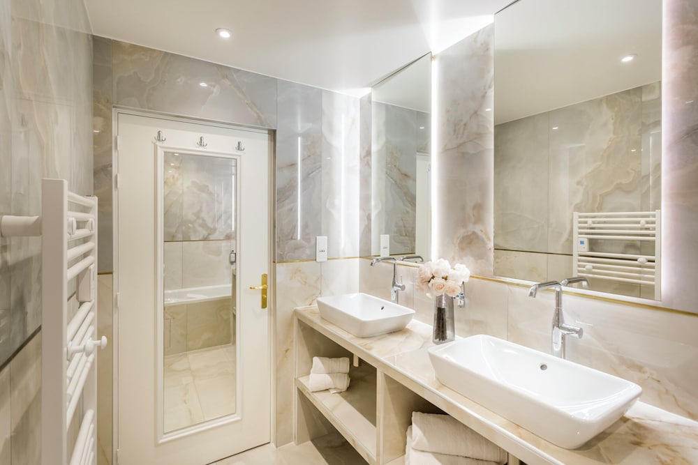 Merveil Luxury Suite - Martin VII