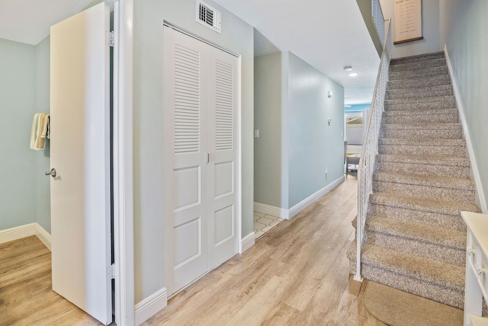 Oceanside Village C1