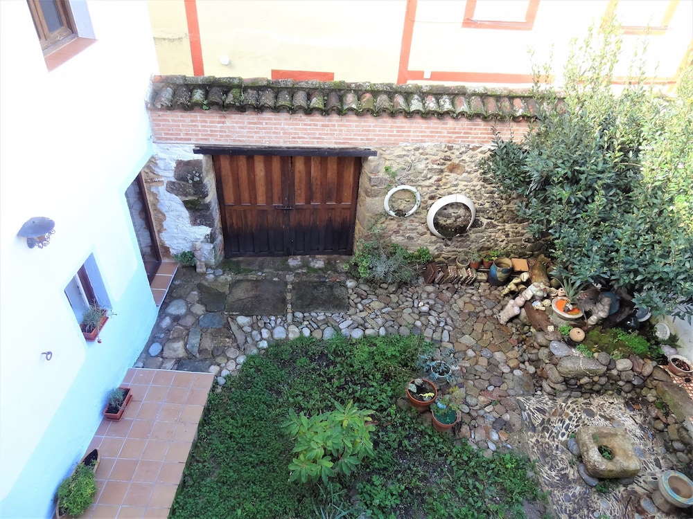 Hostal La Solana