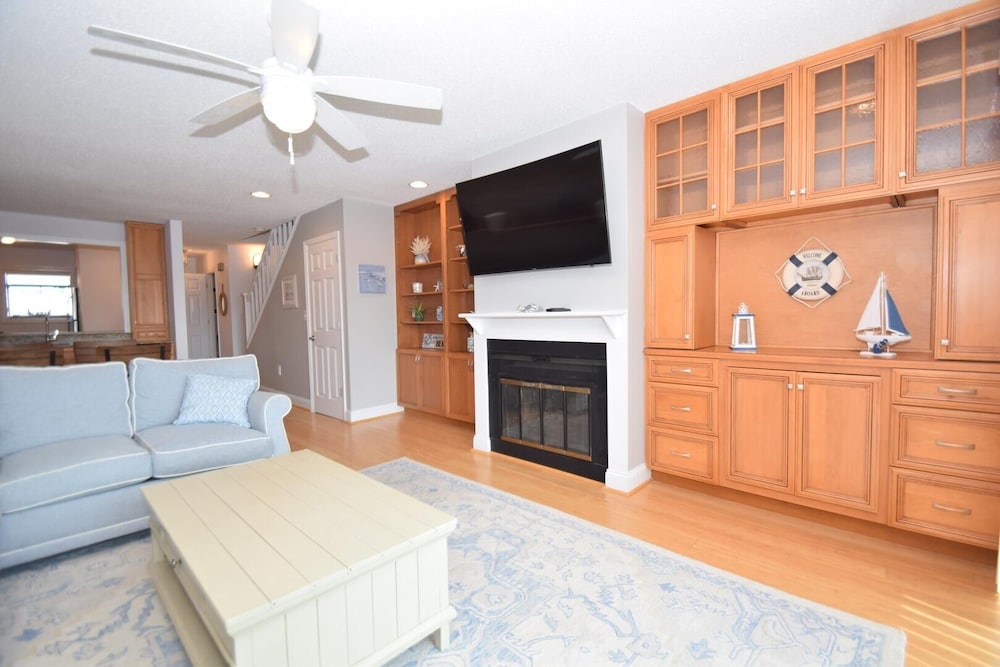 Harbour Island 40f 2 Bedroom Townhouse