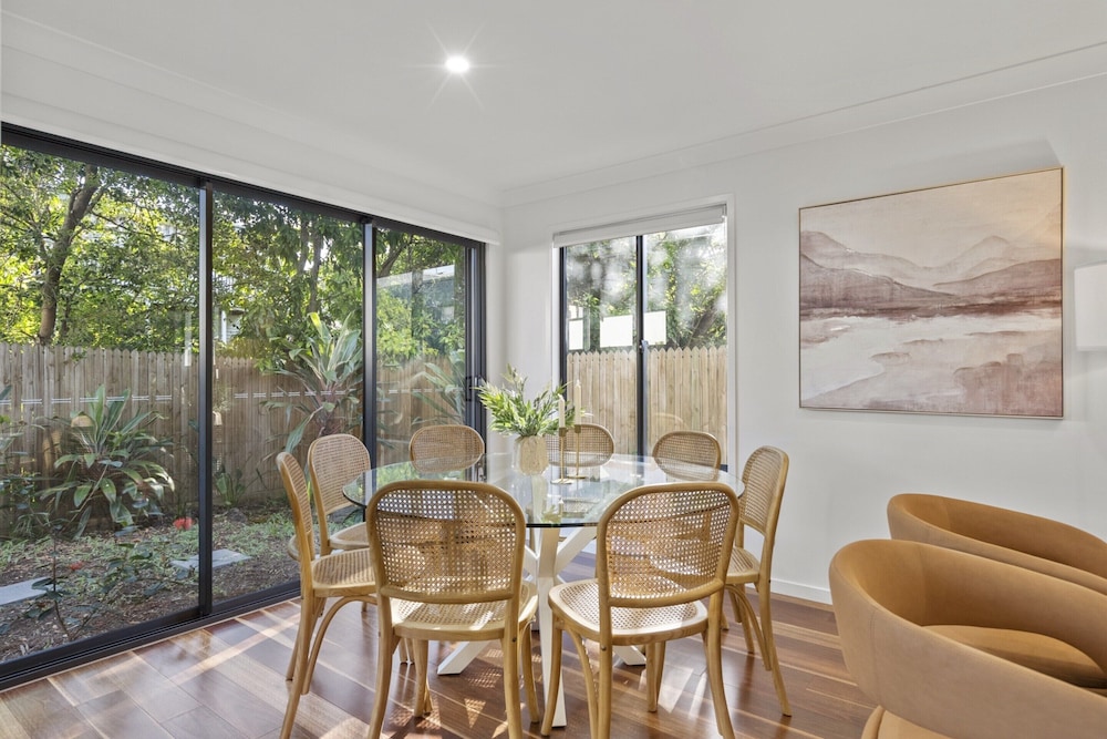 Family Retreat With Garage and Outdoor BBQ