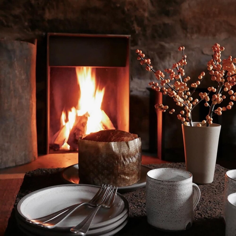 Laggan Cottage - Charming Home Along River Gairn view 3