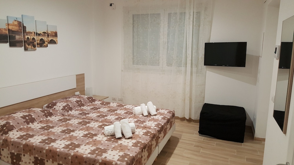 Pisky's Guest House