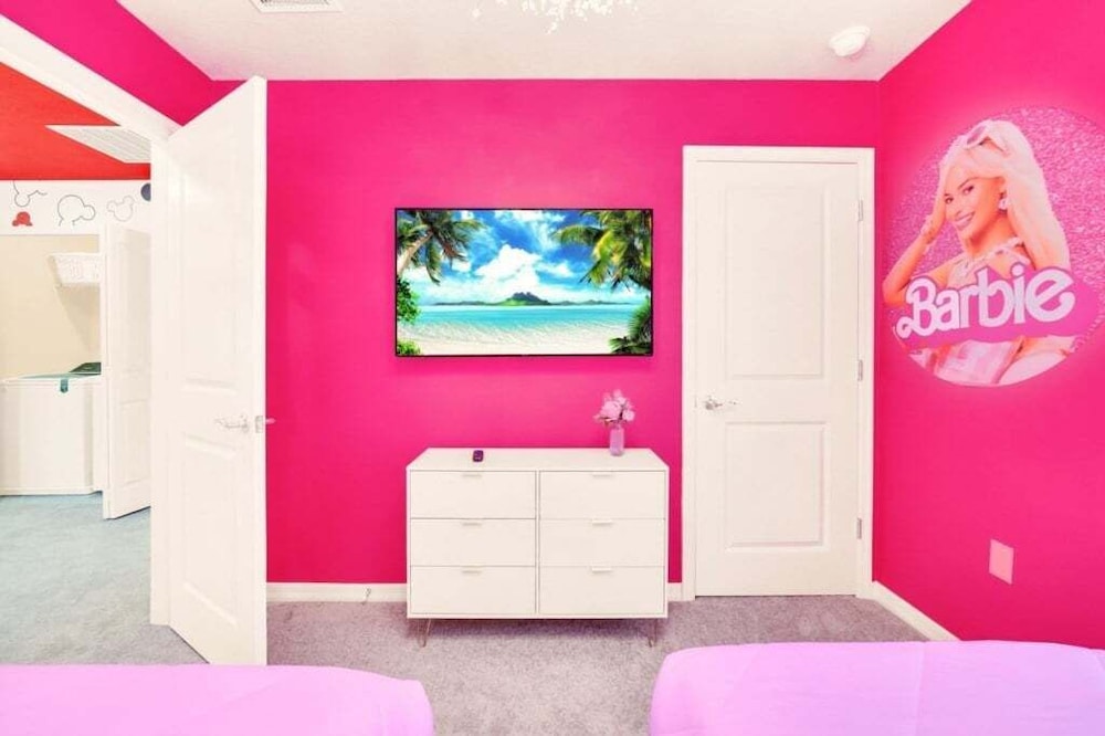 Amazing Theme Rooms Kids Will Love! 5 Bedroom Townhouse