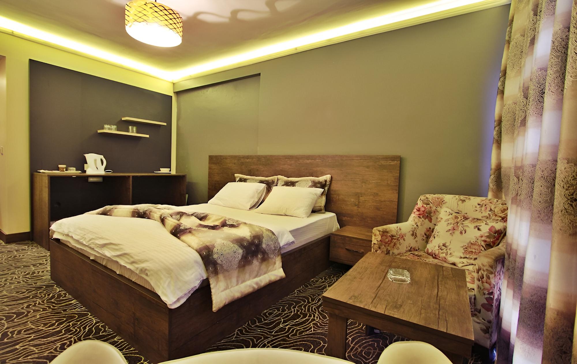N Suites