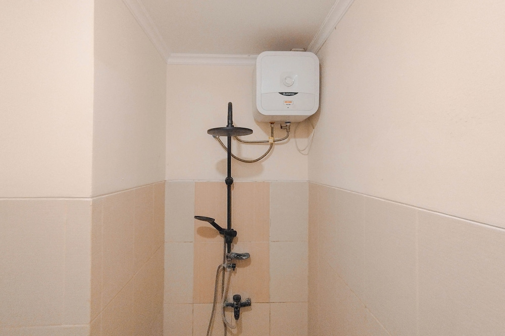 Modern Look Studio Near Iph School At Bale Hinggil Apartment