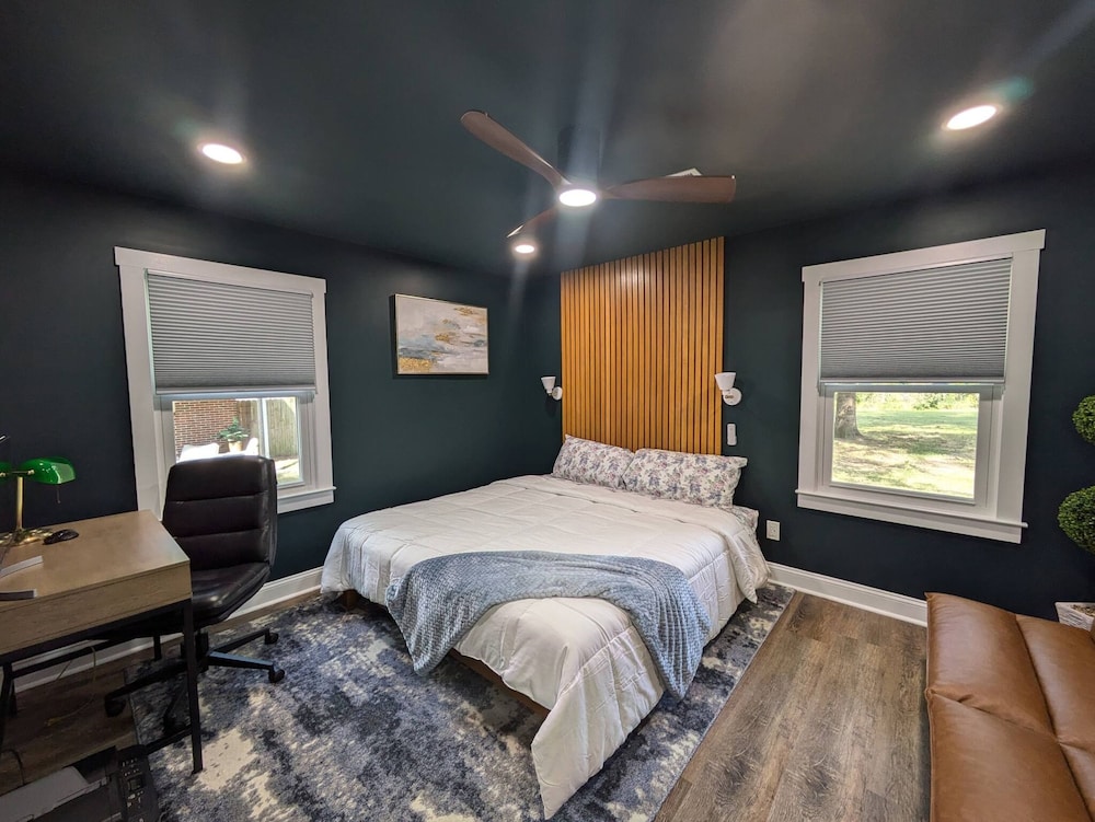 A122 Malone Home