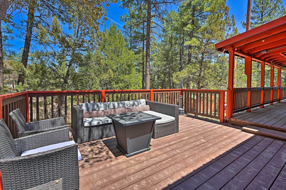 Payson Vacations - Cabin in Tonto National Forest: Deck  Views! - Property Image 1