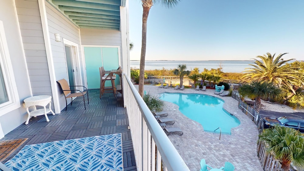 Bay View Villas 2 by Tybee Vacation Rentals