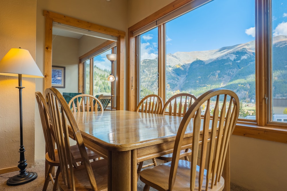 Ski Condo With Short Walk to Lifts - SH501 by Redawning view 3